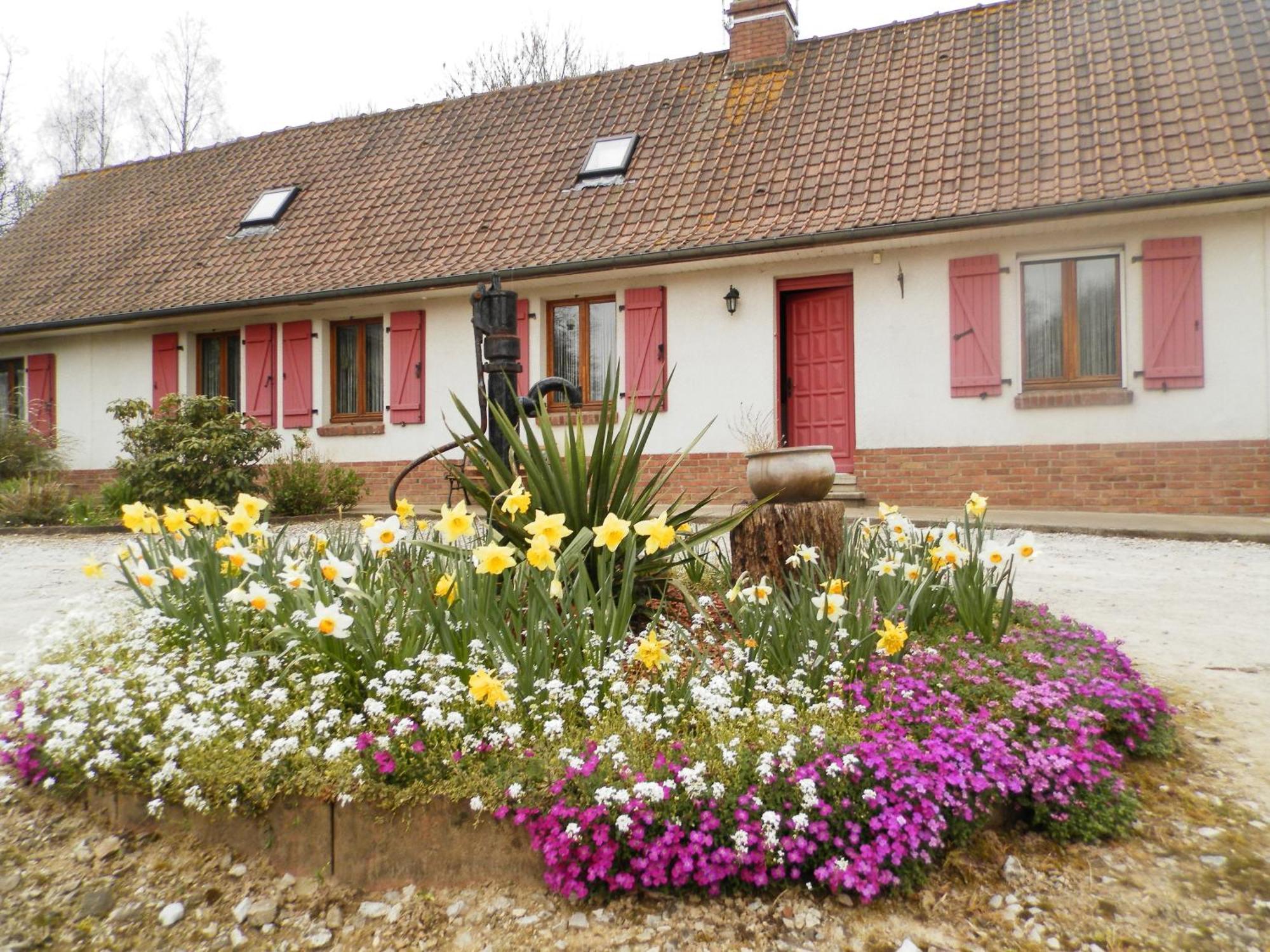 Chambres Et Table D'Hotes Les Trois Marquets Bourthes Bagian luar foto